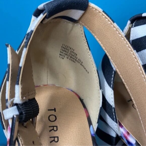 Torrid Two Strap Tapered Heel Floral Striped Sandal (WW) - Picture 10 of 11